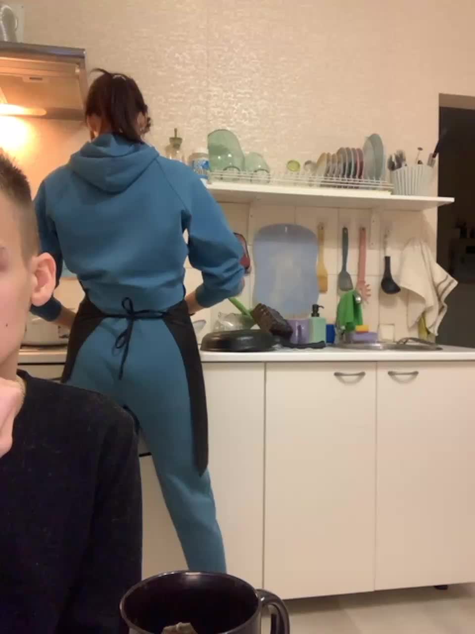 View or download file sweet_peaches on 2023-12-10 from bongacams