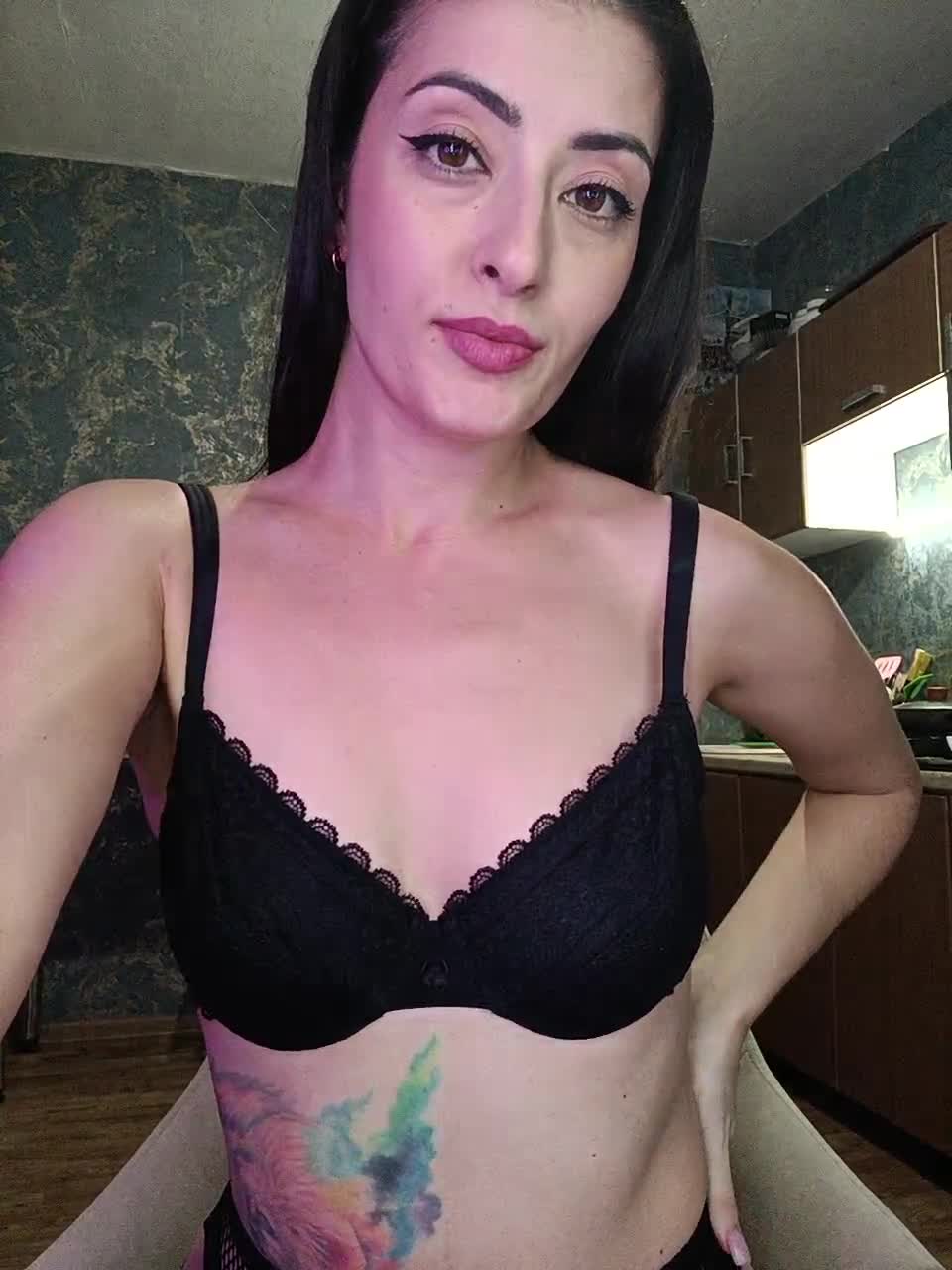 View or download file crazypussy07 on 2023-12-11 from bongacams