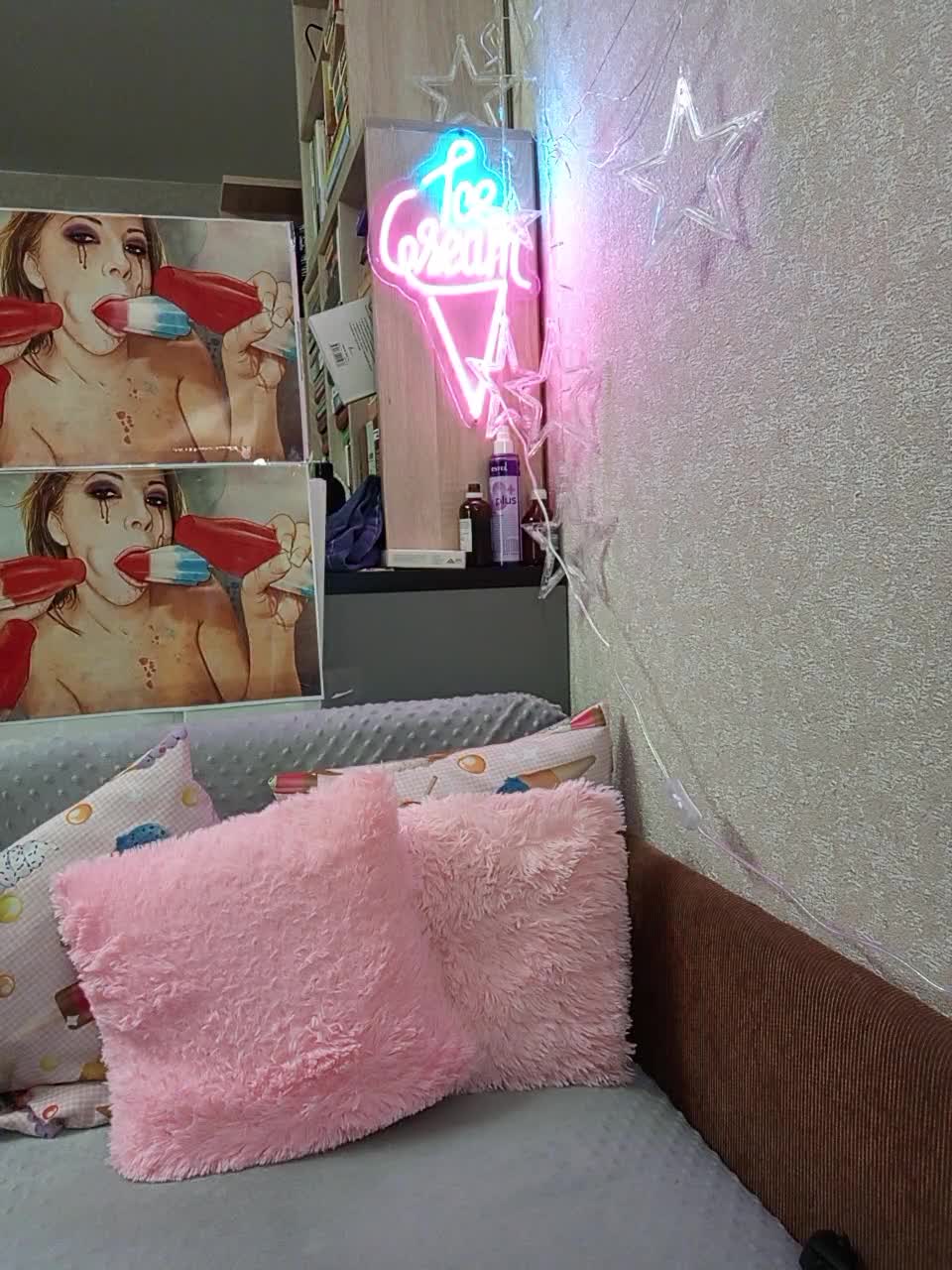 View or download file gloria_big_hot on 2023-12-11 from bongacams