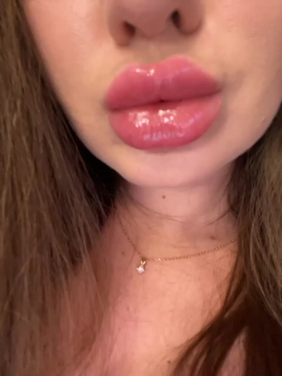 View or download file vishenka7777 on 2023-12-11 from bongacams