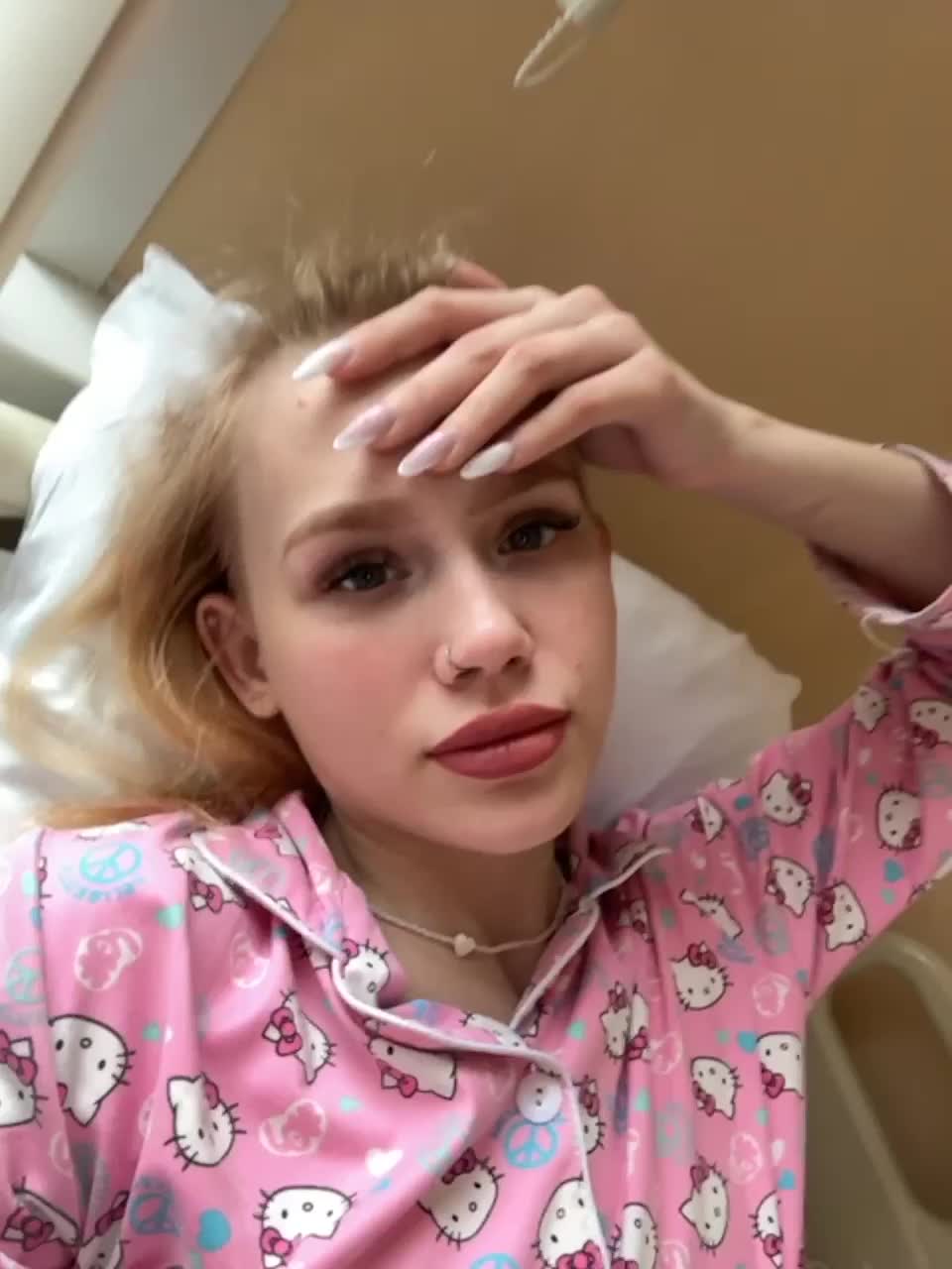 View or download file angelll3 on 2023-12-13 from bongacams