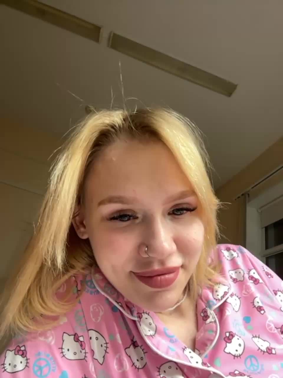 View or download file angelll3 on 2023-12-13 from bongacams