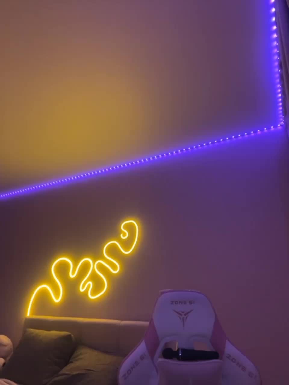 View or download file boredgirl on 2023-12-13 from bongacams