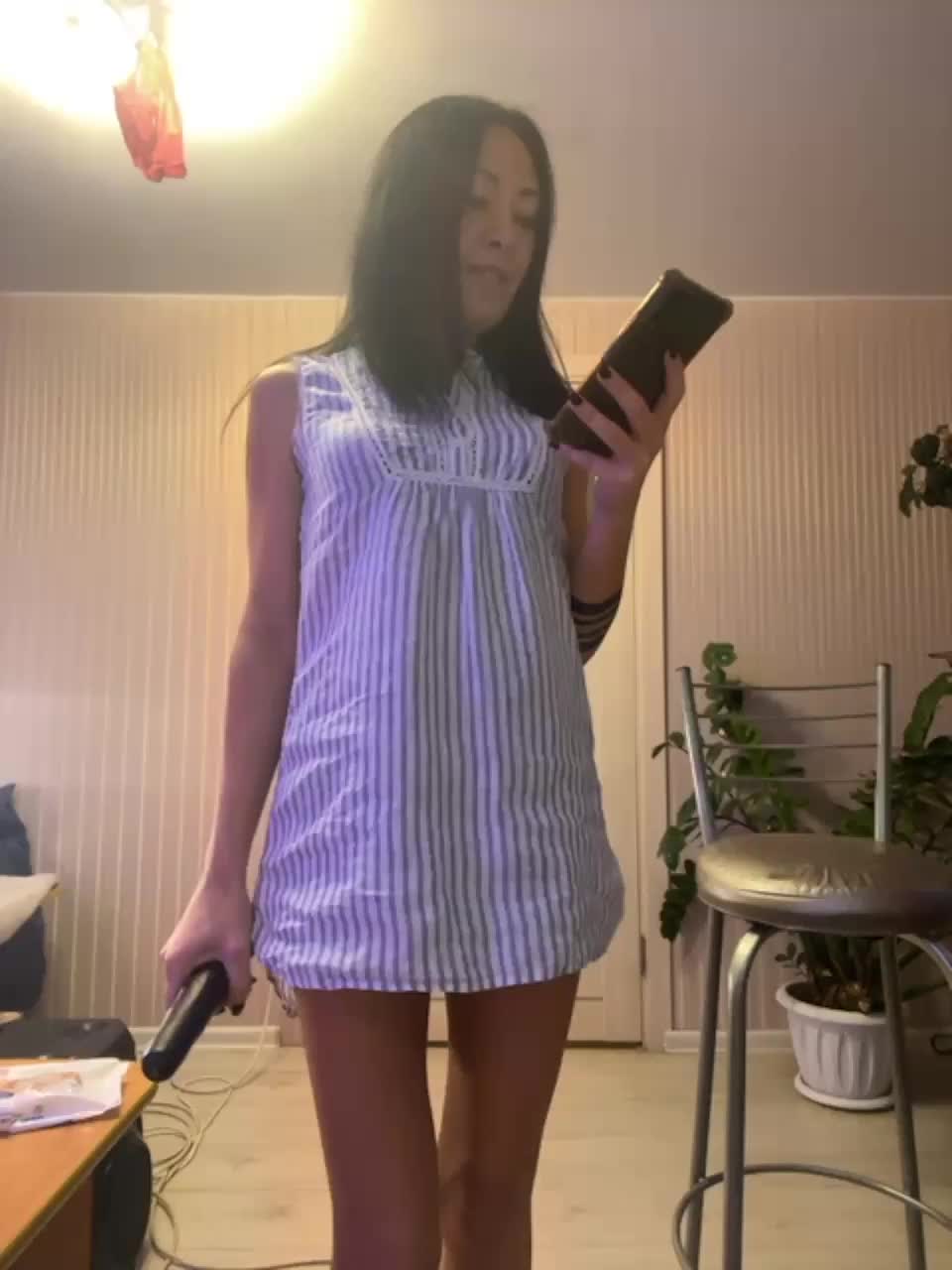 View or download file karolinamilf on 2023-12-13 from bongacams