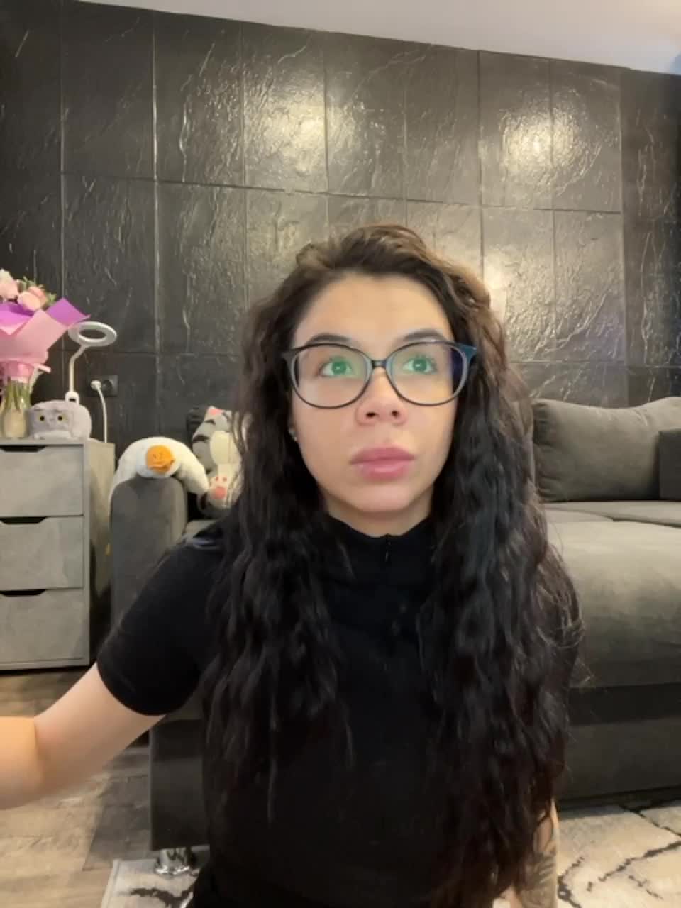 View or download file vero19nika on 2023-12-13 from bongacams