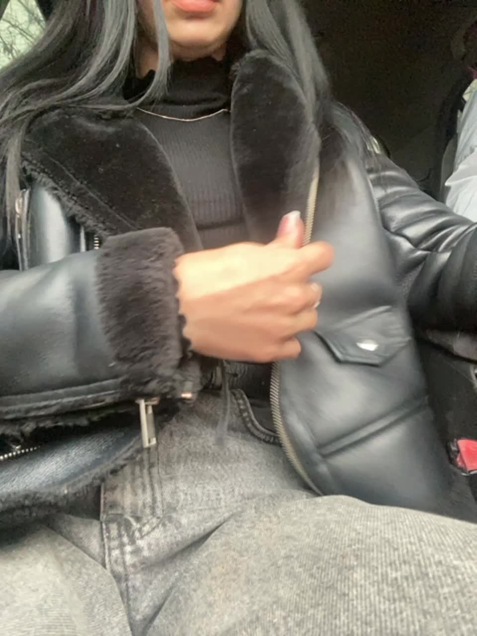 View or download file yourlovessz on 2023-12-13 from bongacams