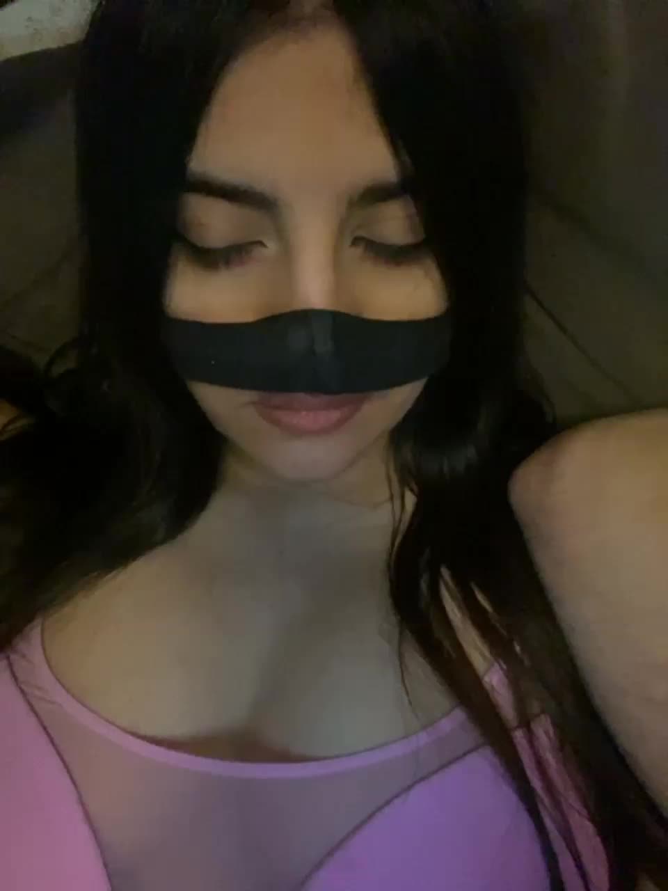 View or download file aloeloea on 2023-12-14 from bongacams