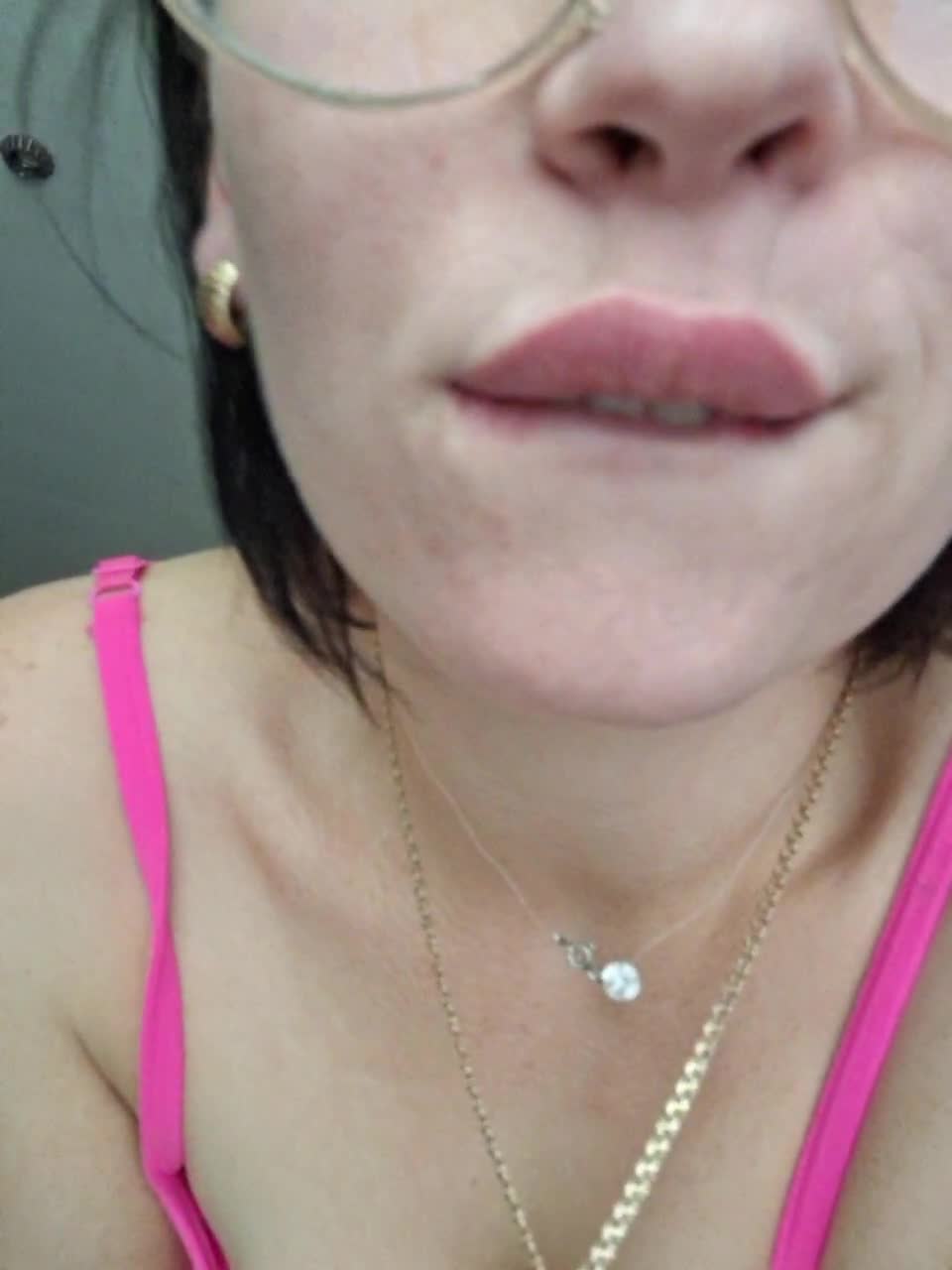 View or download file aureliyxxx on 2023-12-14 from bongacams