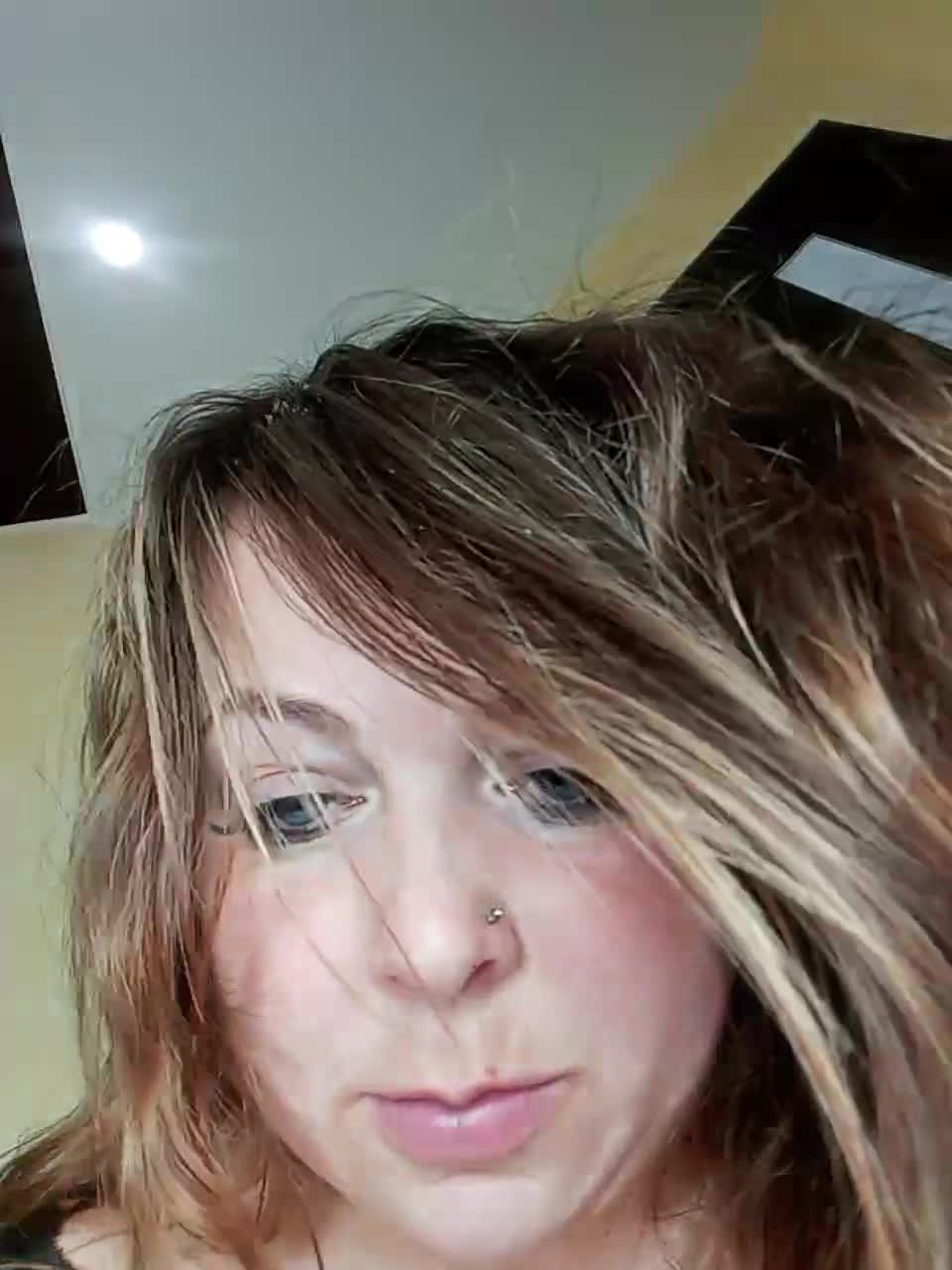 View or download file hairycrotch on 2023-12-14 from bongacams