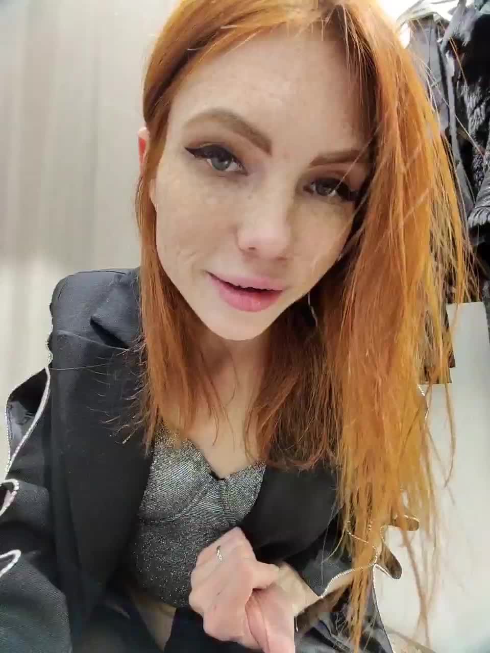 View or download file kitsune_alice on 2023-12-14 from bongacams