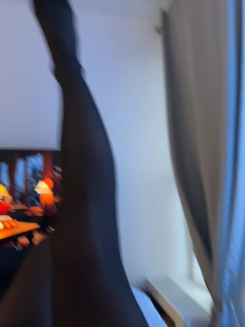 View or download file shawty420 on 2023-12-14 from bongacams