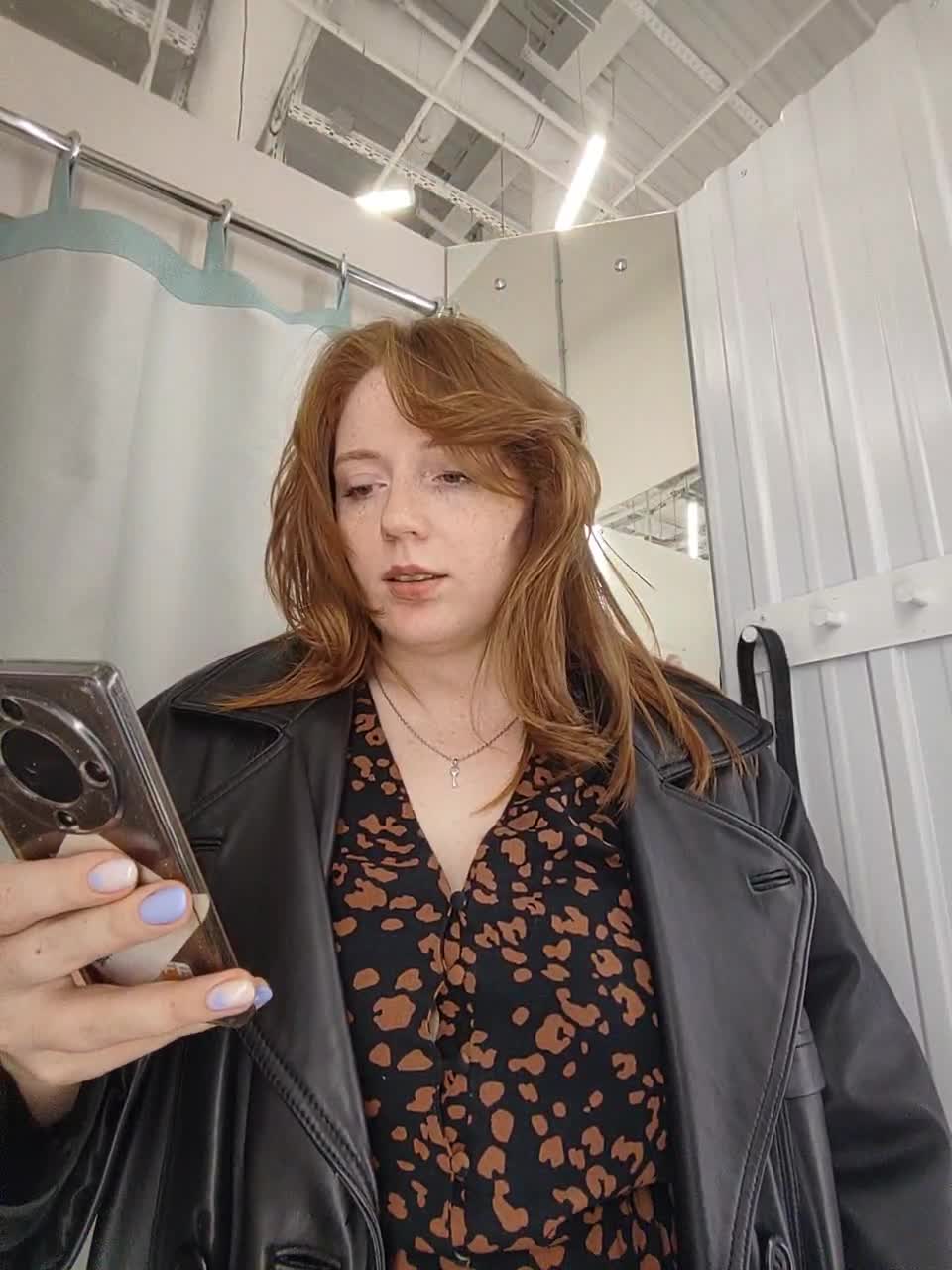 View or download file zlatalata on 2023-12-14 from bongacams