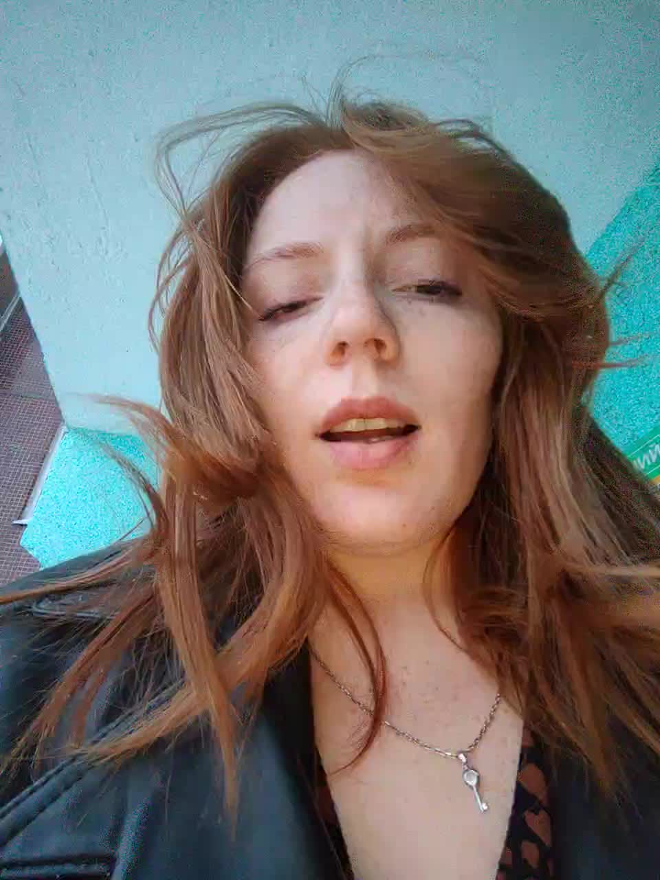 View or download file zlatalata on 2023-12-14 from bongacams