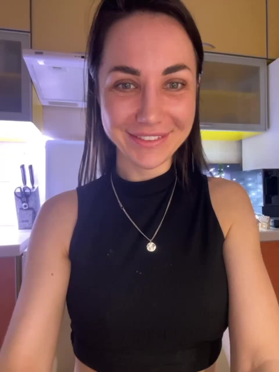 View or download file _ann_ on 2023-12-15 from bongacams