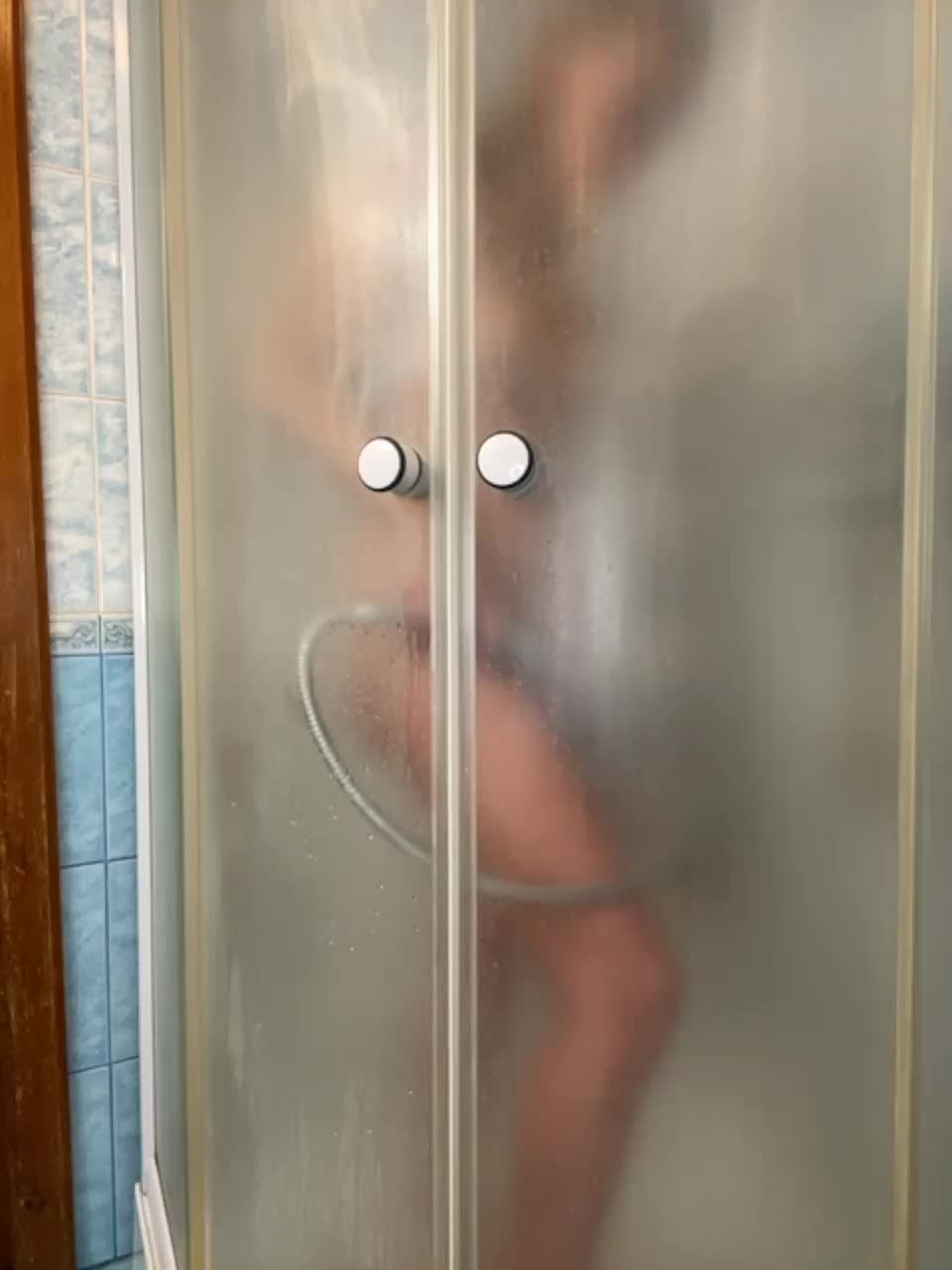 View or download file lady_dee on 2023-12-15 from bongacams