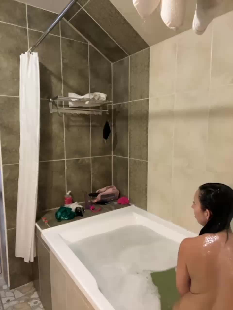 View or download file milana555550 on 2023-12-15 from bongacams