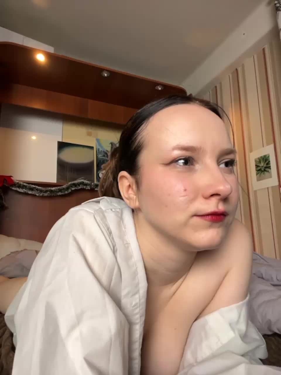 View or download file milkssweeet on 2023-12-15 from bongacams