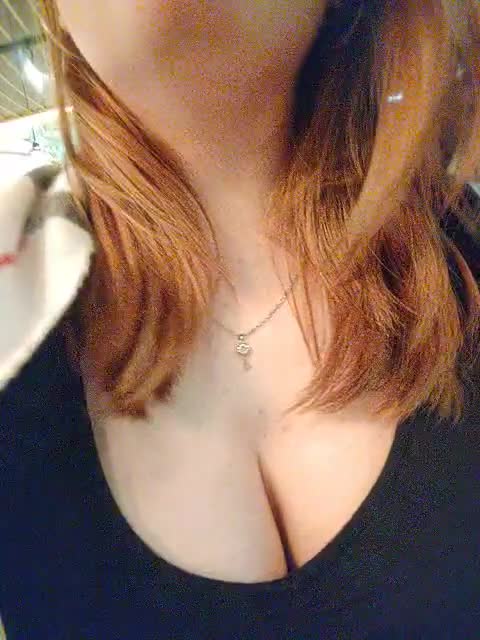 View or download file zlatalata on 2023-12-15 from bongacams