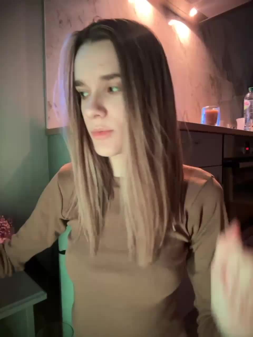 View or download file damkiky on 2023-12-16 from bongacams