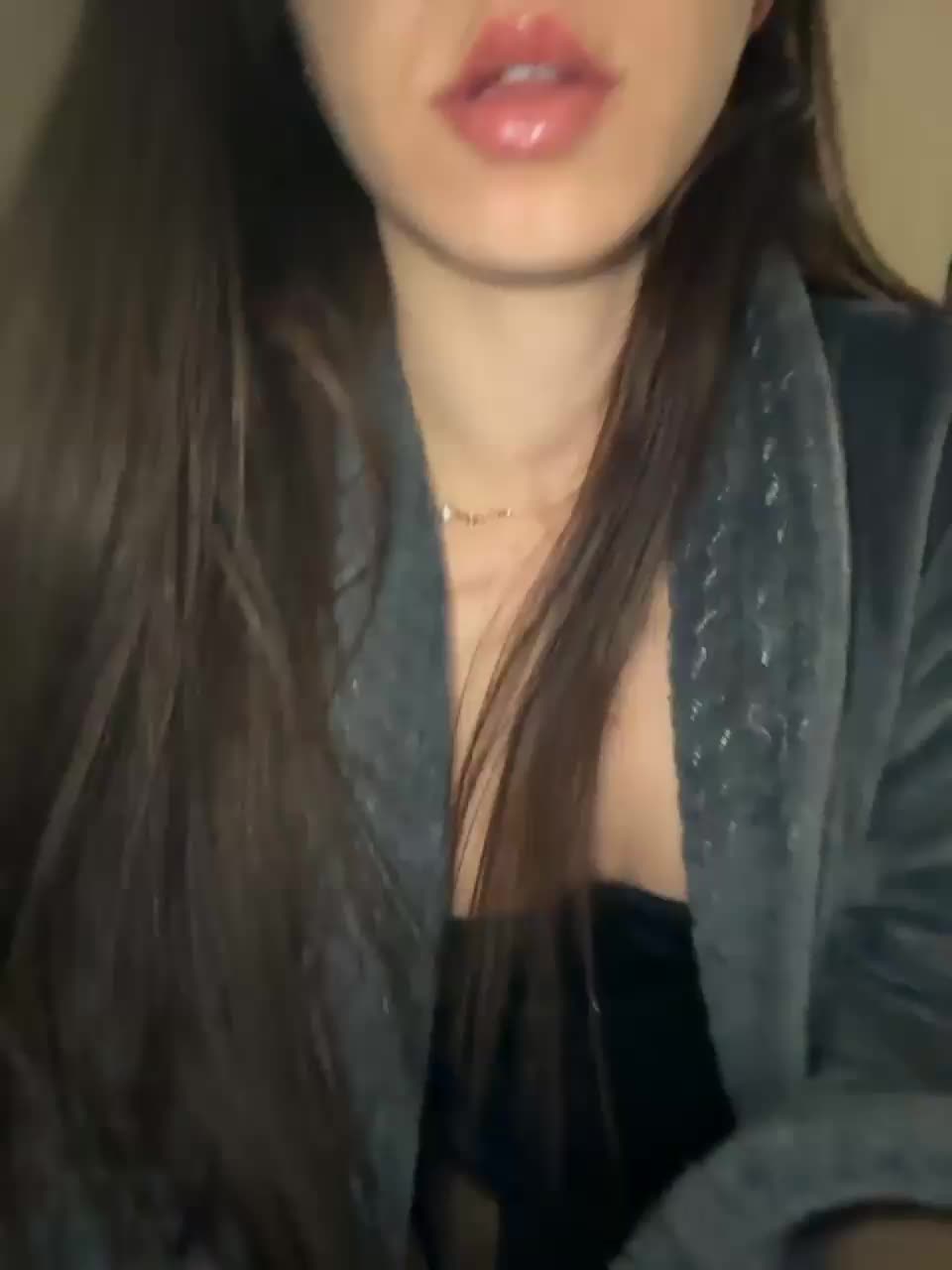 View or download file monikayyy on 2023-12-16 from bongacams