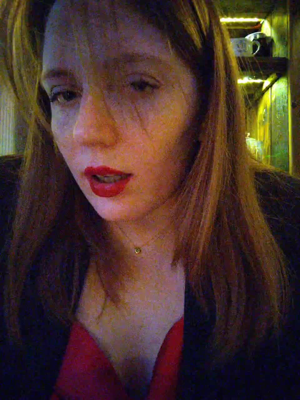 View or download file zlatalata on 2023-12-16 from bongacams