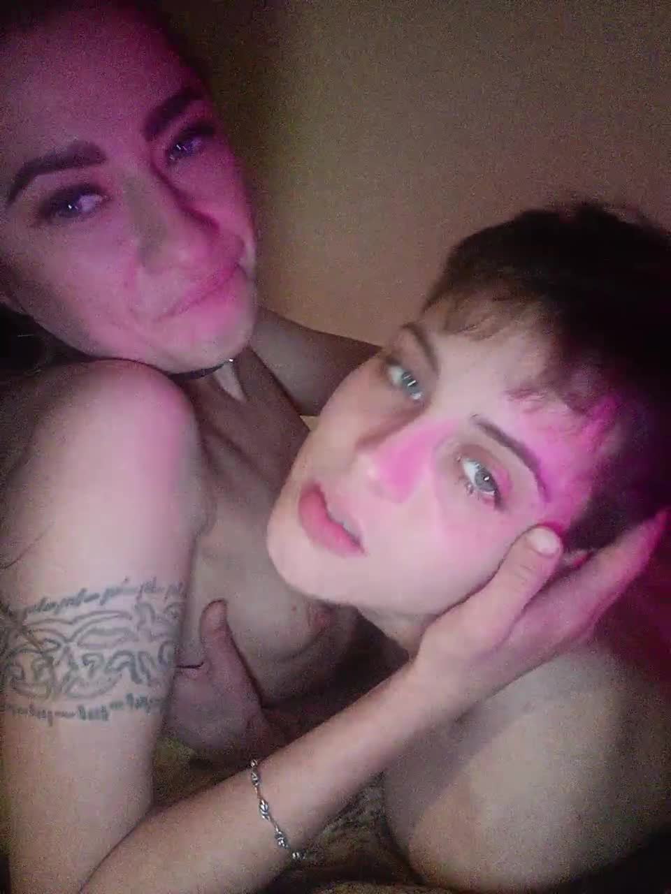 View or download file 2laski2 on 2023-12-17 from bongacams