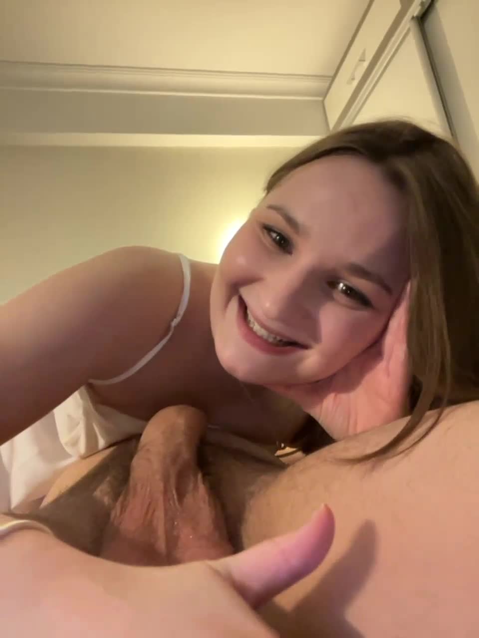 View or download file annafirepussy on 2023-12-17 from bongacams