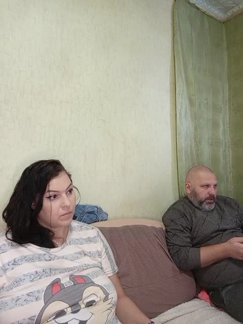 View or download file kissmabont on 2023-12-17 from bongacams