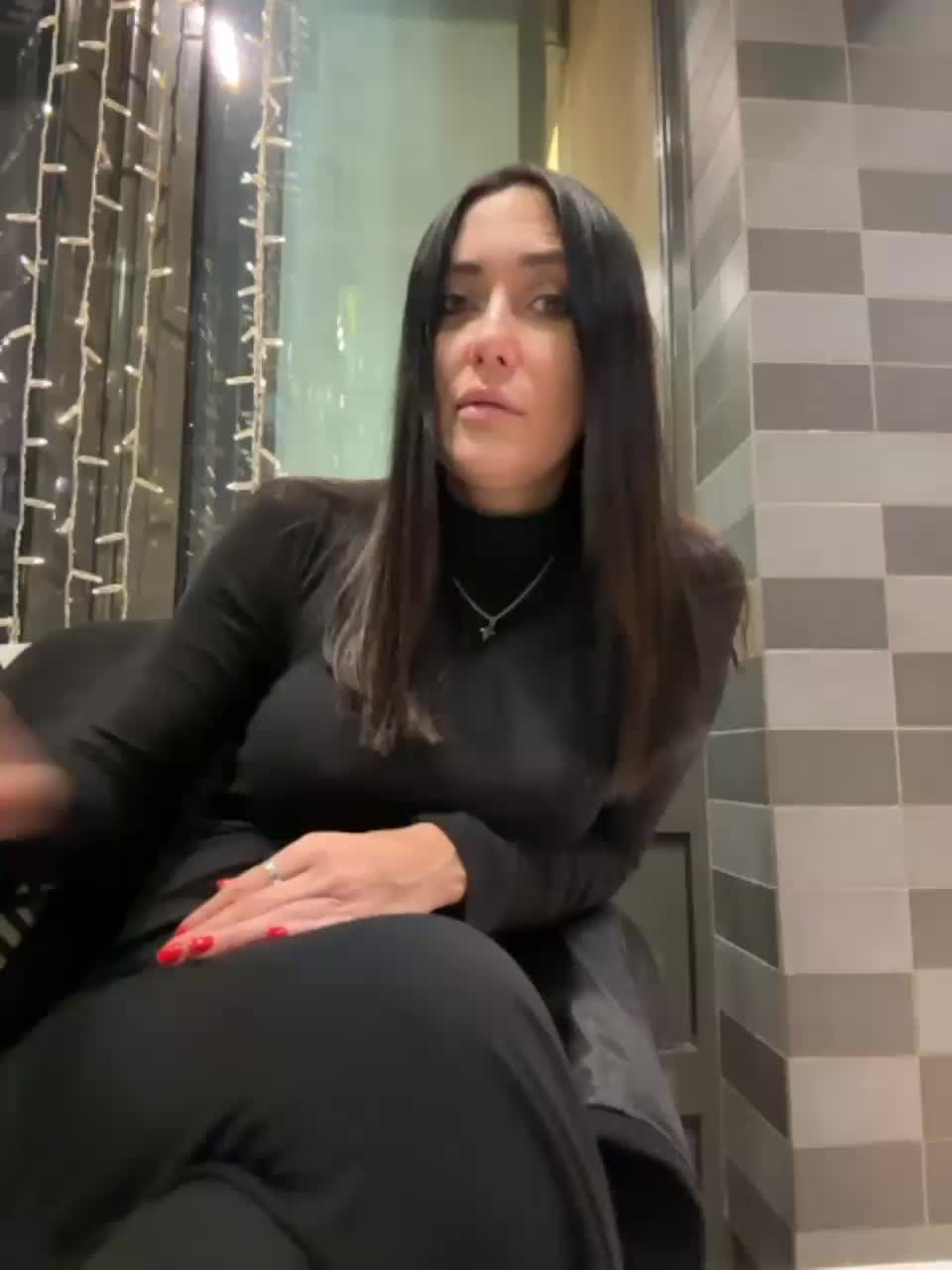 View or download file linahelen on 2023-12-17 from bongacams