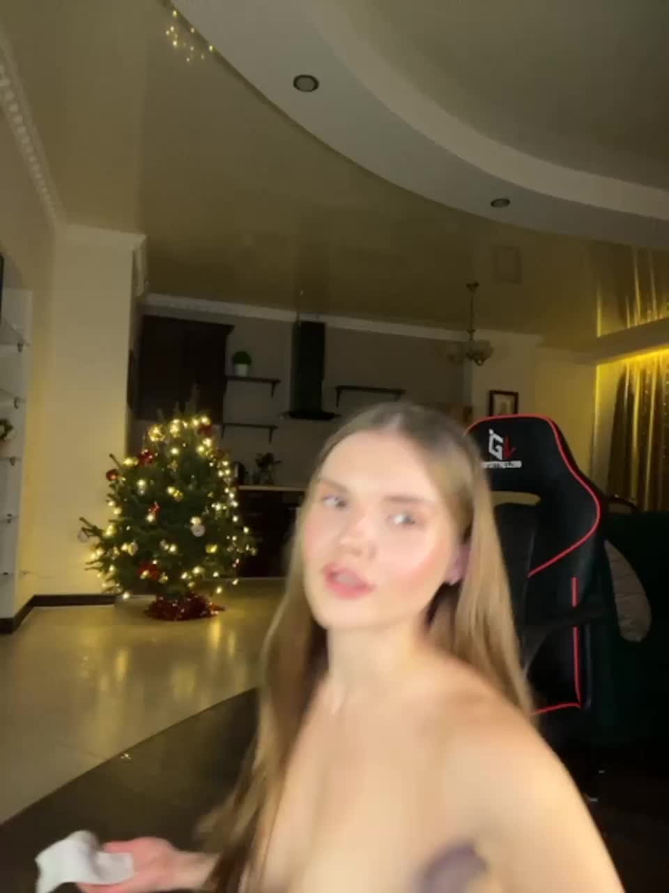 View or download file marilynford on 2023-12-17 from bongacams