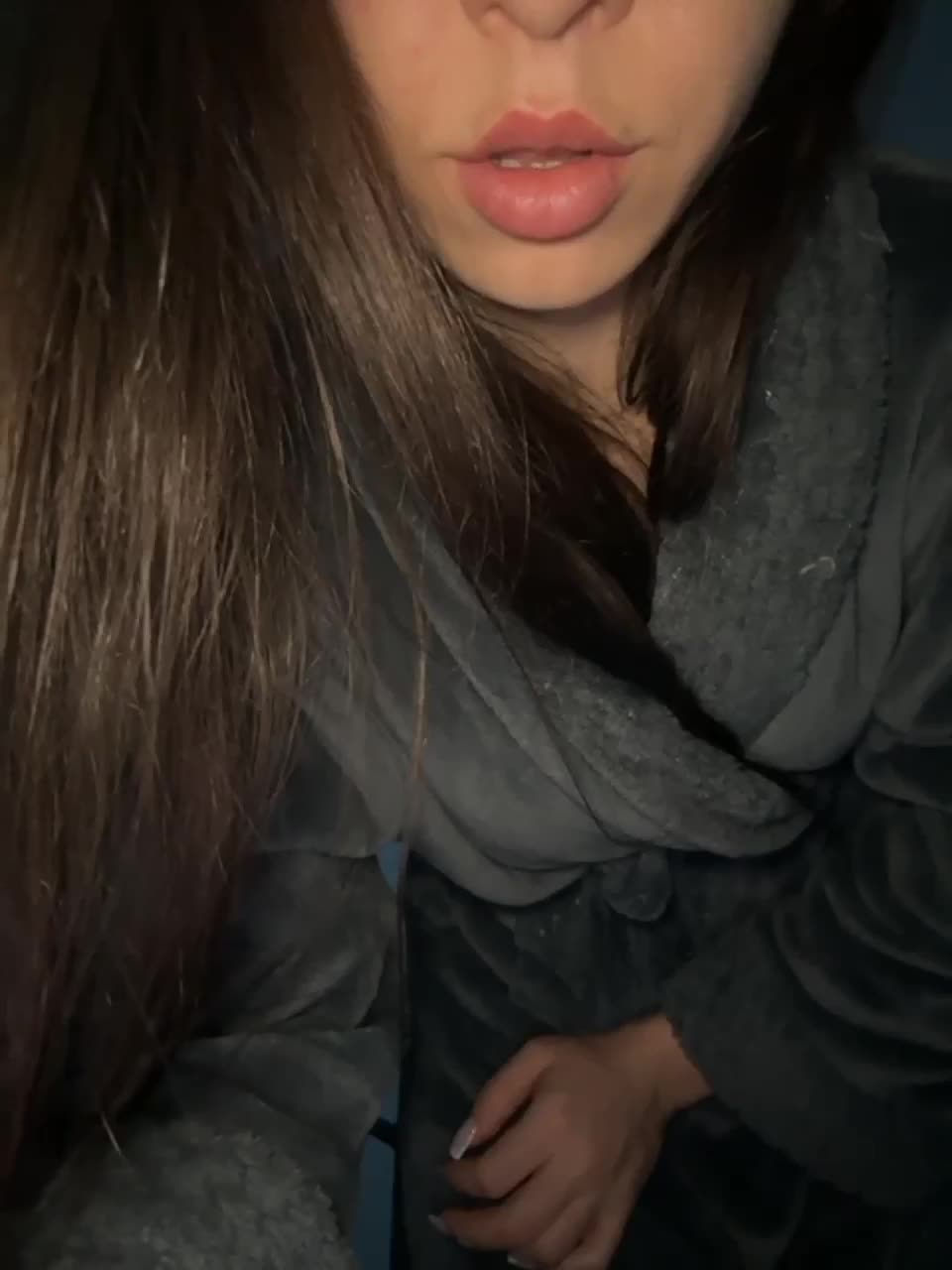 View or download file monikayyy on 2023-12-17 from bongacams