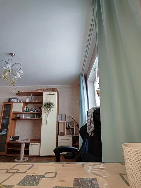 View or download file zlatalata on 2023-12-17 from bongacams