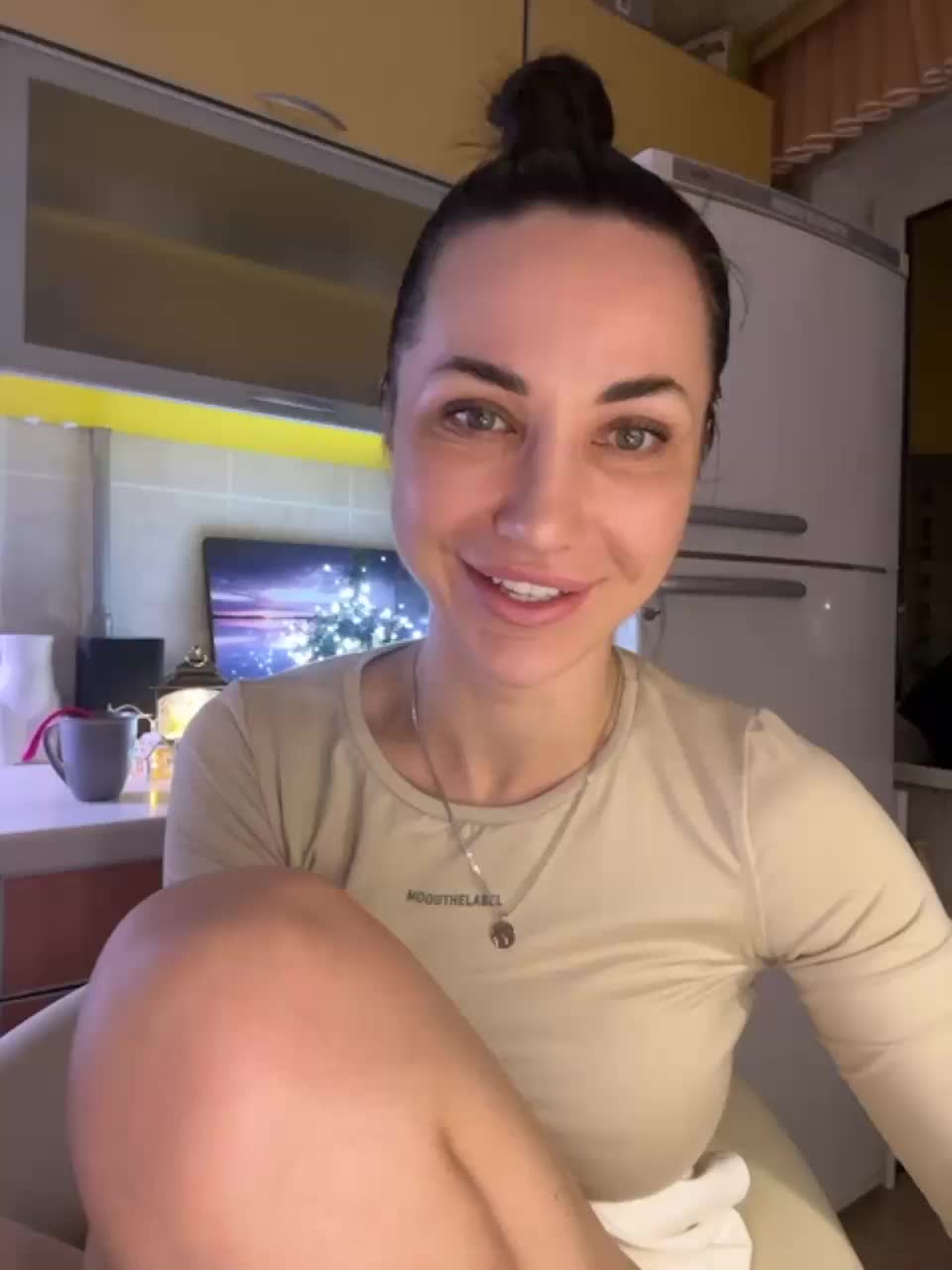 View or download file _ann_ on 2023-12-18 from bongacams