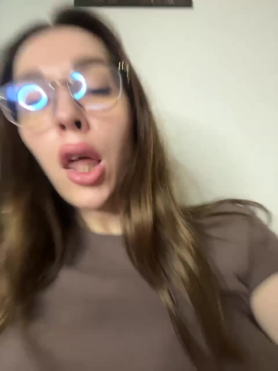 View or download file lavandaista on 2023-12-18 from bongacams