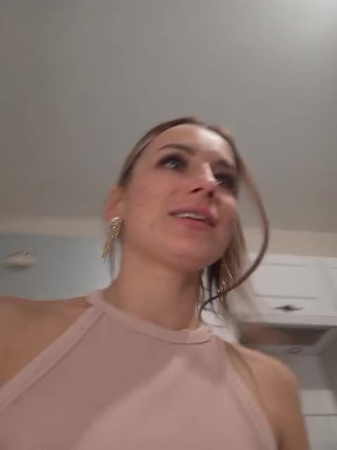 View or download file marysiaxxx on 2023-12-18 from bongacams