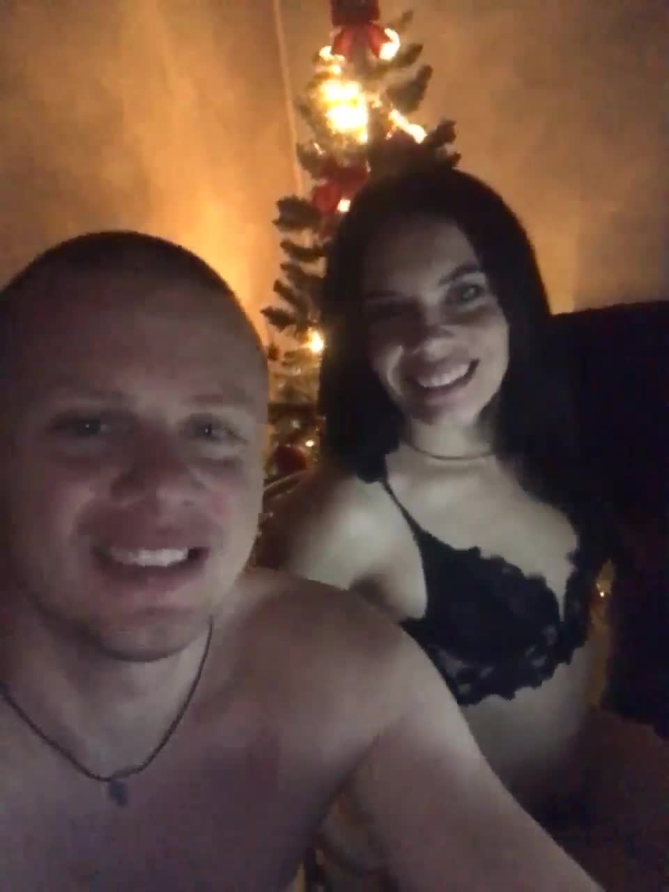 View or download file queenandking4 on 2023-12-18 from bongacams