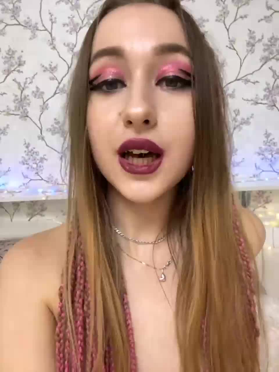 View or download file sweet_tea on 2023-12-18 from bongacams