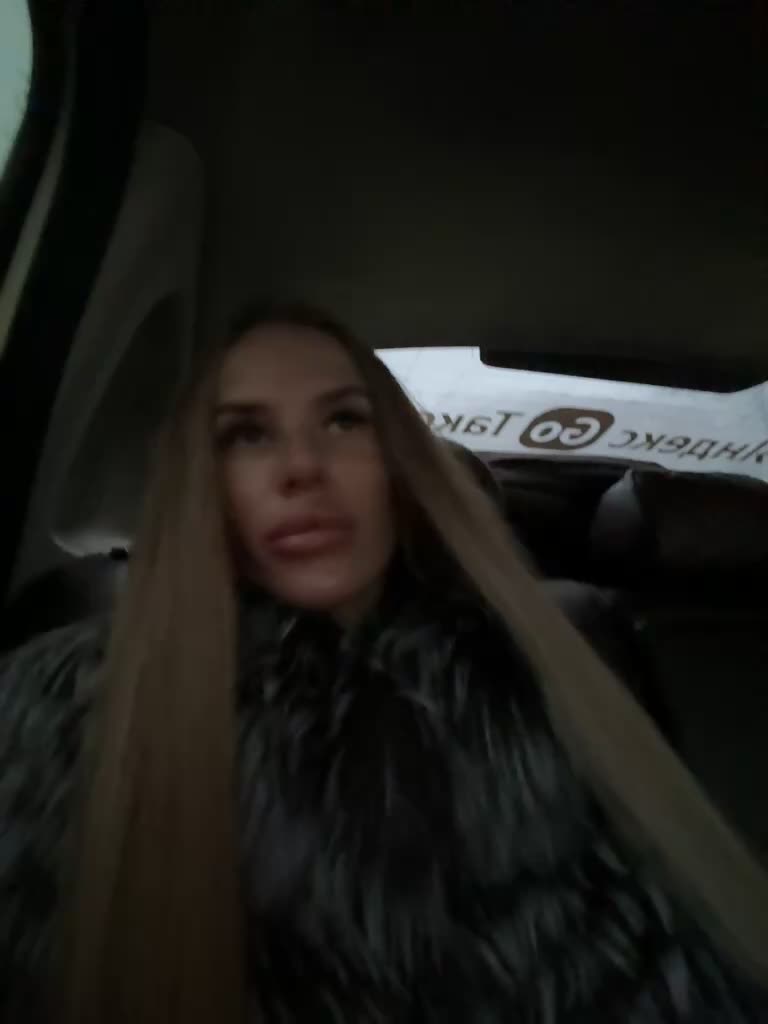 View or download file blondinochkaa on 2023-12-19 from bongacams