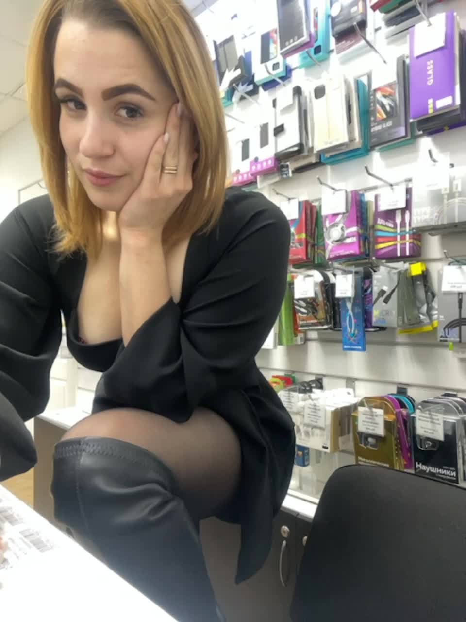 View or download file markkizaa on 2023-12-19 from bongacams