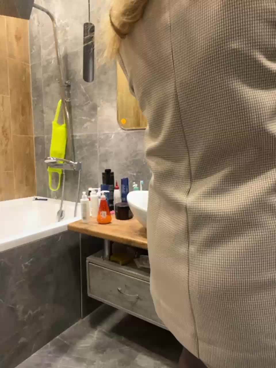 View or download file yuliyalasker on 2023-12-19 from bongacams