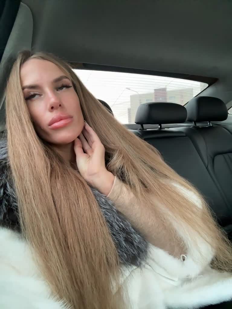 View or download file blondinochkaa on 2023-12-21 from Bongacams