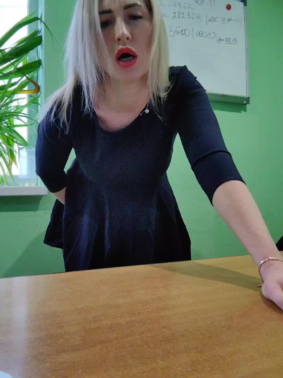 View or download file goddesssssss on 2023-12-22 from bongacams