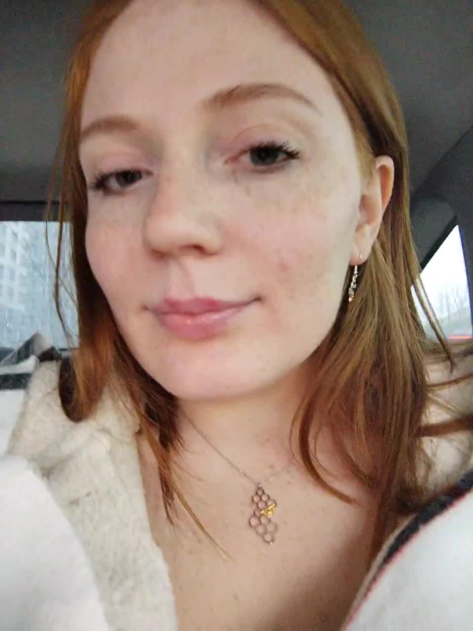 View or download file zlatalata on 2023-12-22 from bongacams