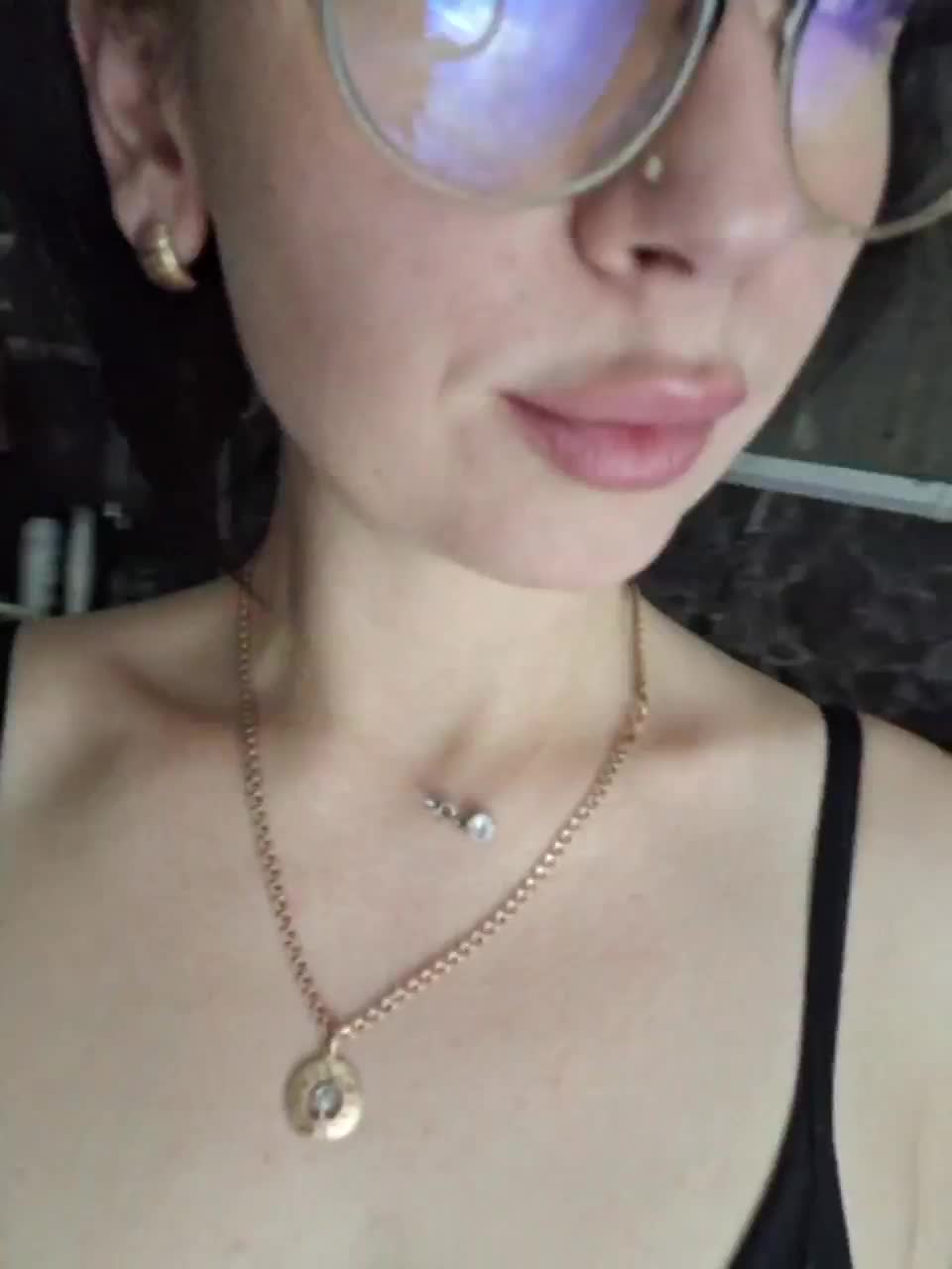 View or download file aureliyxxx on 2023-12-23 from bongacams