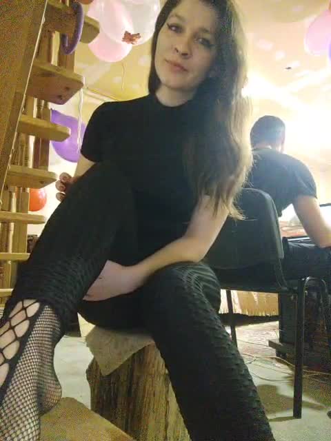 View or download file masya1996 on 2023-12-23 from bongacams