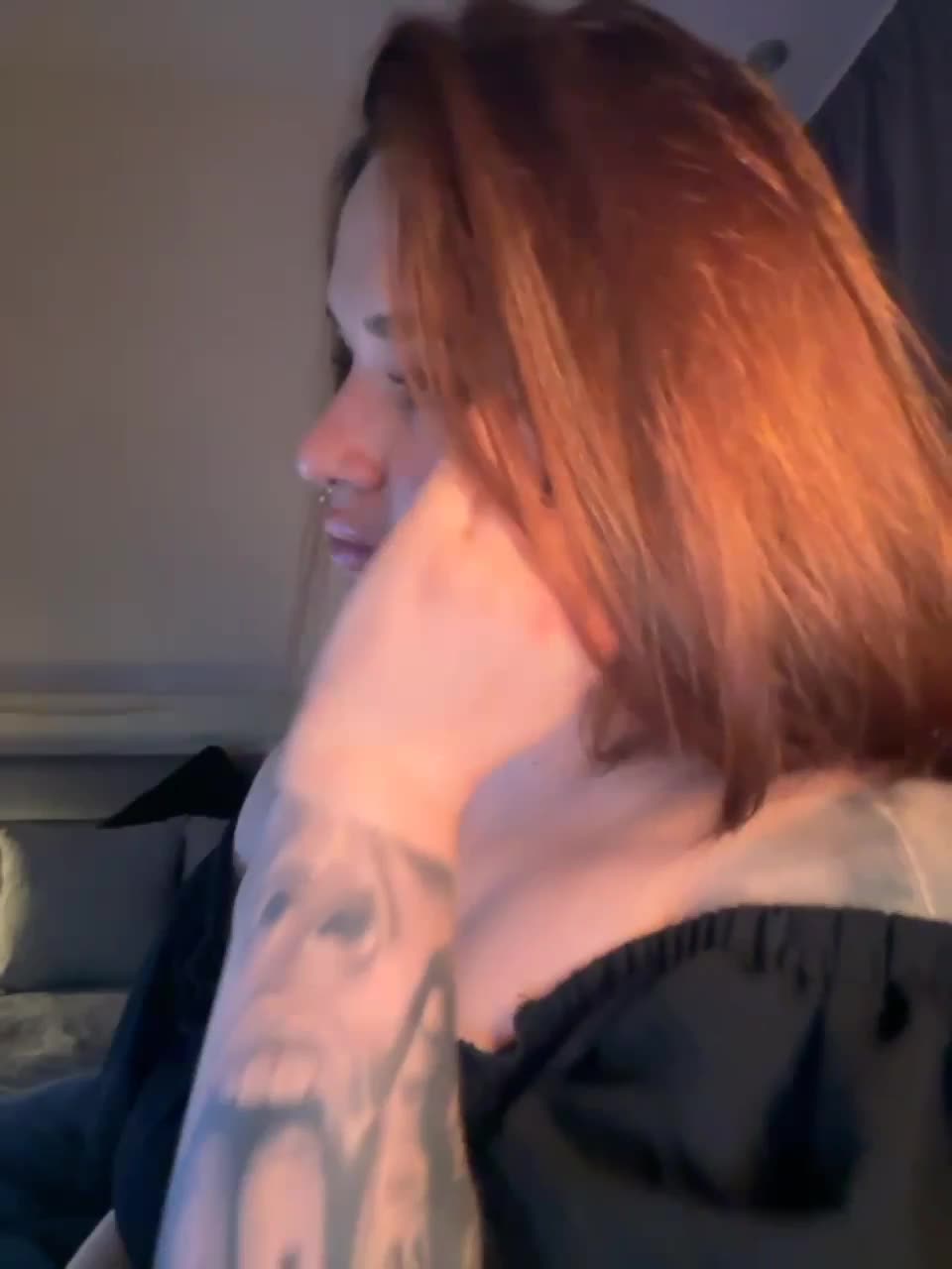 View or download file whoremira on 2023-12-23 from bongacams