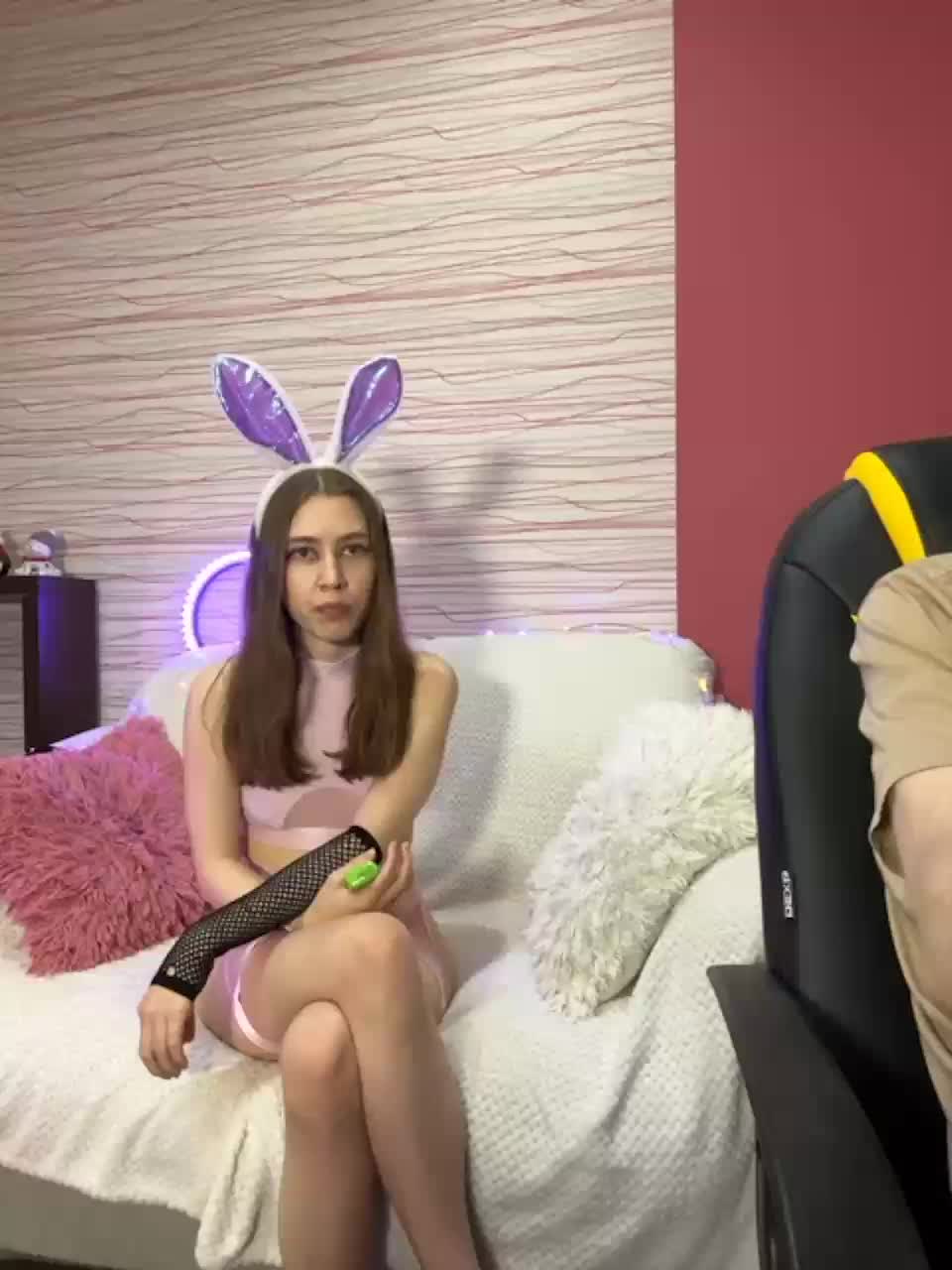 View or download file shrimprolls on 2023-12-24 from bongacams