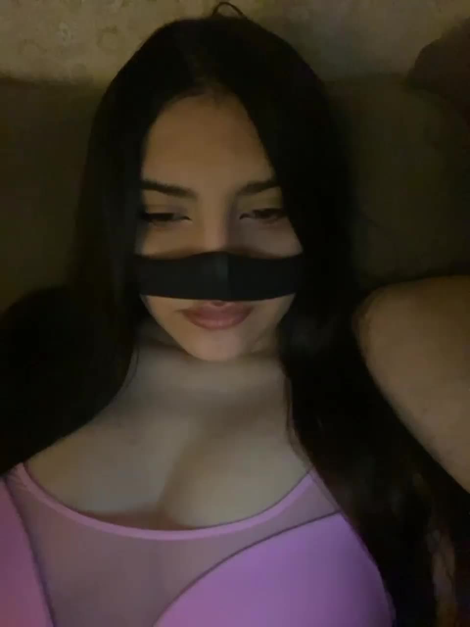 View or download file aloeloea on 2023-12-25 from bongacams