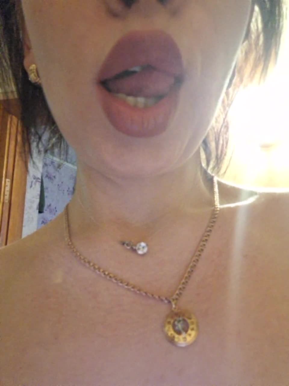 View or download file aureliyxxx on 2023-12-25 from bongacams