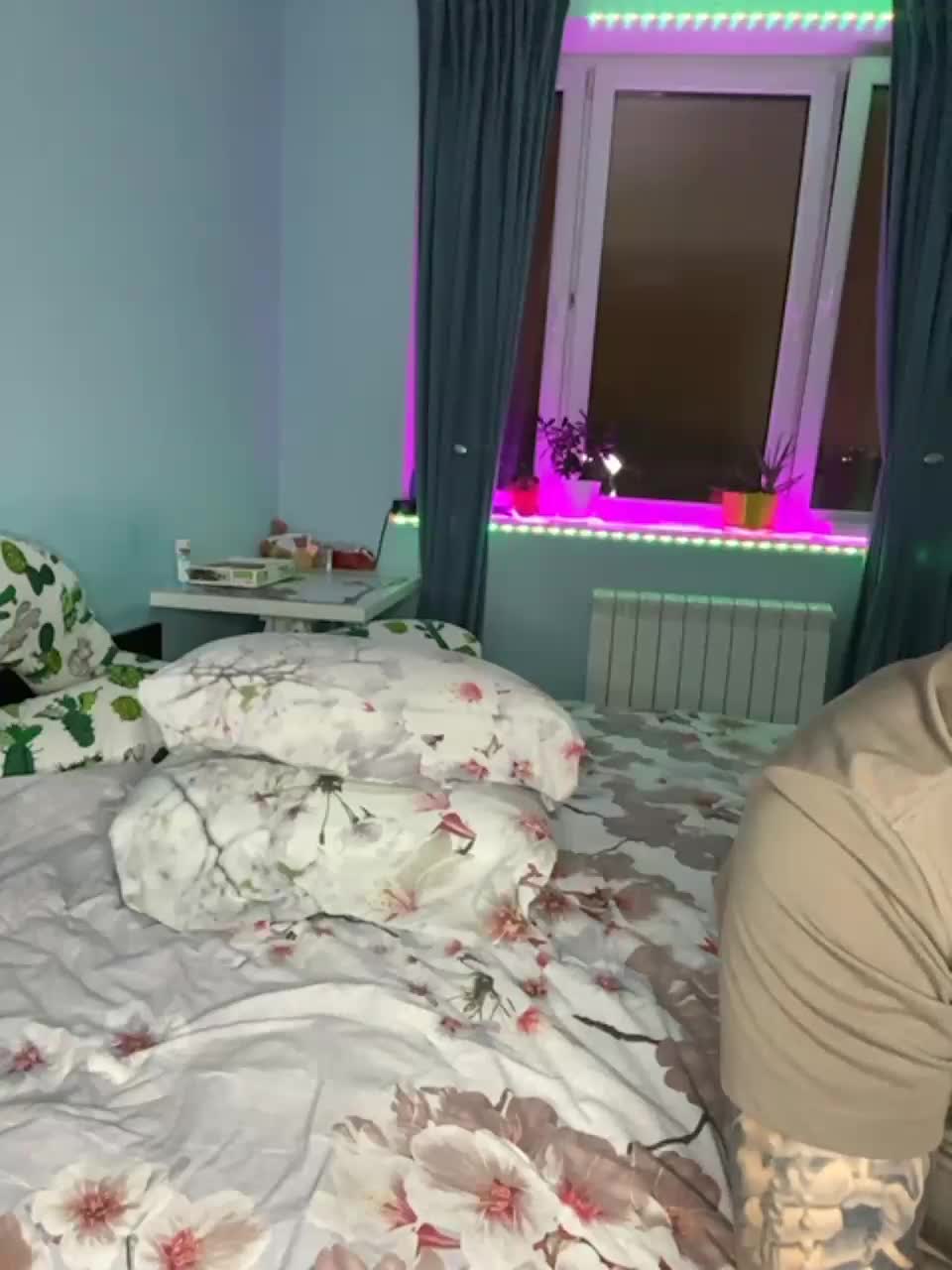 View or download file hulklisandra on 2023-12-25 from bongacams